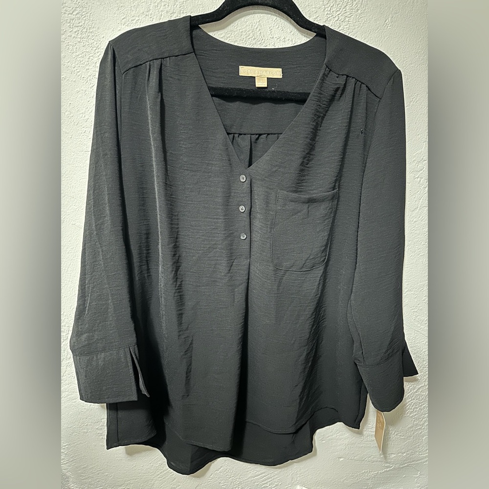 NWT Hope & Harlow Elegant Black Business Casual Button Close Long Sleeve Top